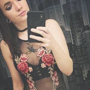 Meet your Posher, Stacie